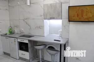 Студия квартира, посуточно, 18м2, 1/3 этаж