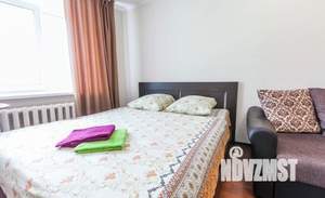 1-к квартира, посуточно, 42м2, 1/1 этаж