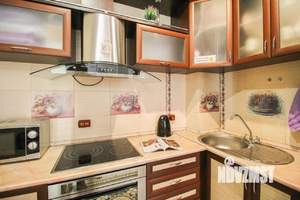 2-к квартира, посуточно, 42м2, 18/24 этаж