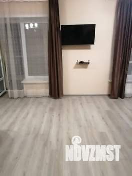 Студия квартира, посуточно, 40м2, 3/16 этаж