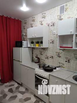 1-к квартира, посуточно, 40м2, 2/16 этаж