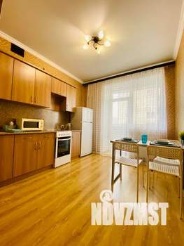 1-к квартира, посуточно, 35м2, 5/16 этаж