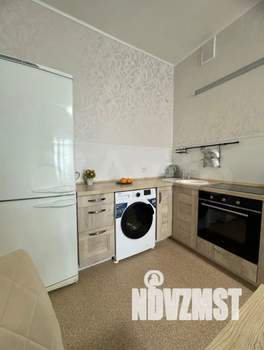 Студия квартира, посуточно, 32м2, 6/15 этаж