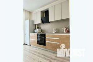 1-к квартира, посуточно, 43м2, 7/18 этаж