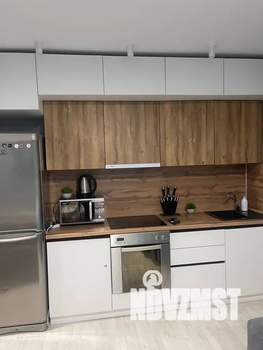 Студия квартира, посуточно, 30м2, 11/18 этаж