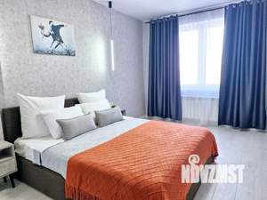 1-к квартира, посуточно, 42м2, 4/25 этаж