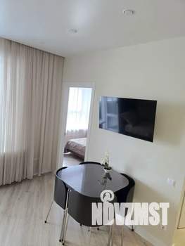 1-к квартира, посуточно, 38м2, 7/10 этаж