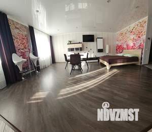 Студия квартира, посуточно, 42м2, 3/9 этаж