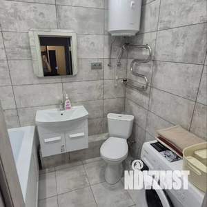 1-к квартира, посуточно, 36м2, 4/10 этаж