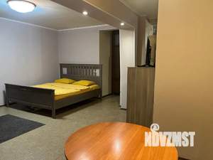Студия квартира, посуточно, 36м2, 2/5 этаж