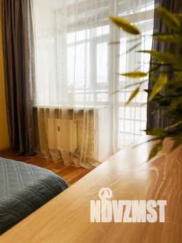 1-к квартира, посуточно, 40м2, 8/16 этаж