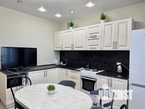 2-к квартира, посуточно, 60м2, 15/18 этаж