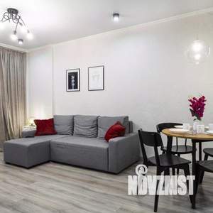 1-к квартира, посуточно, 42м2, 1/1 этаж