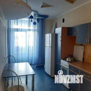 2-к квартира, посуточно, 82м2, 4/4 этаж