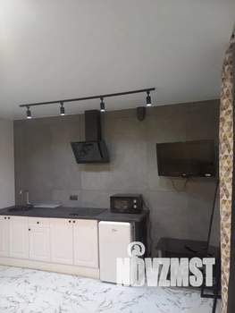 Студия квартира, посуточно, 27м2, 10/10 этаж