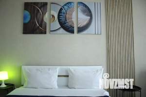 Студия квартира, посуточно, 56м2, 13/24 этаж