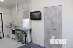 Студия квартира, посуточно, 18м2, 1/3 этаж