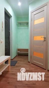 Студия квартира, посуточно, 37м2, 2/10 этаж