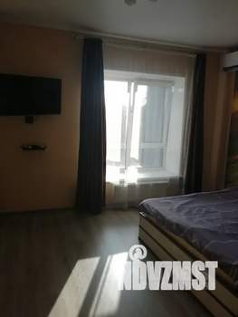 Студия квартира, посуточно, 40м2, 3/16 этаж