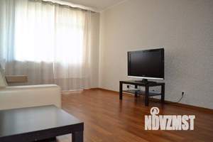 1-к квартира, посуточно, 48м2, 1/1 этаж