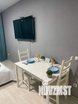 Студия квартира, посуточно, 30м2, 11/18 этаж