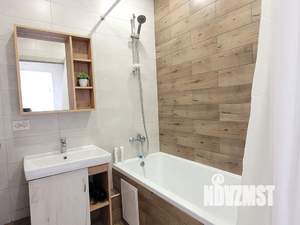 2-к квартира, посуточно, 42м2, 4/16 этаж