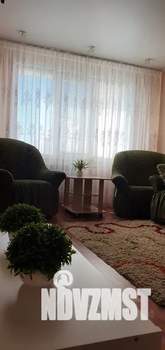 Студия квартира, посуточно, 37м2, 2/10 этаж