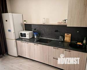 1-к квартира, посуточно, 42м2, 12/20 этаж