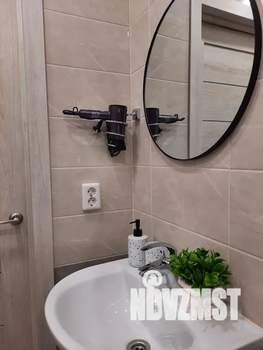 1-к квартира, посуточно, 39м2, 9/10 этаж