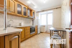 1-к квартира, посуточно, 42м2, 4/14 этаж