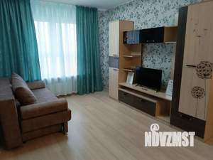 1-к квартира, посуточно, 40м2, 11/18 этаж