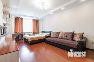 1-к квартира, посуточно, 42м2, 1/1 этаж