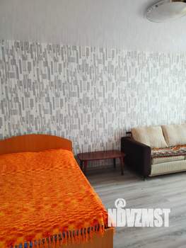 1-к квартира, посуточно, 35м2, 2/10 этаж