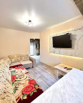 2-к квартира, на длительный срок, 42м2, 1/15 этаж