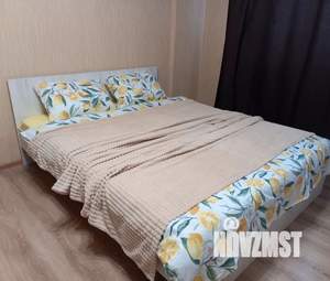 1-к квартира, посуточно, 35м2, 10/16 этаж