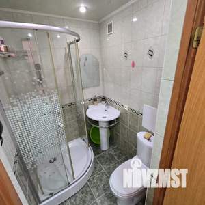 Студия квартира, посуточно, 33м2, 5/5 этаж