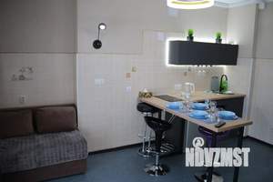 Студия квартира, посуточно, 56м2, 13/24 этаж