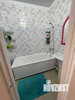 1-к квартира, посуточно, 38м2, 4/10 этаж