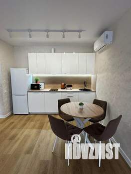 2-к квартира, посуточно, 40м2, 8/16 этаж