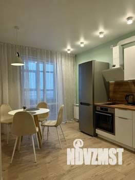 2-к квартира, посуточно, 45м2, 21/23 этаж