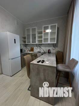 1-к квартира, посуточно, 35м2, 6/7 этаж