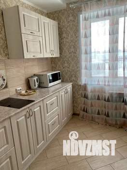 1-к квартира, посуточно, 35м2, 2/10 этаж