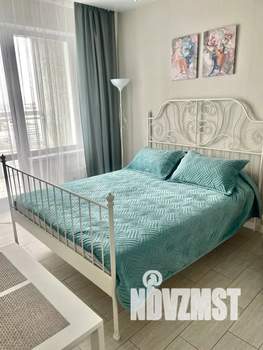 Студия квартира, посуточно, 28м2, 20/25 этаж