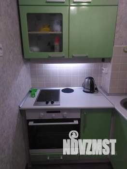 Студия квартира, посуточно, 18м2, 1/5 этаж