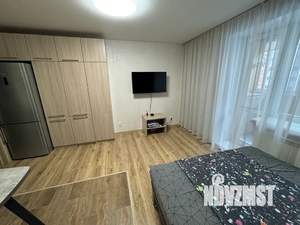 Студия квартира, посуточно, 35м2, 3/10 этаж