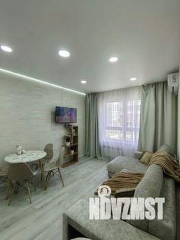 3-к квартира, посуточно, 54м2, 1/1 этаж