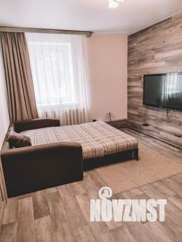 2-к квартира, посуточно, 45м2, 1/1 этаж