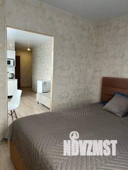 1-к квартира, посуточно, 38м2, 11/18 этаж