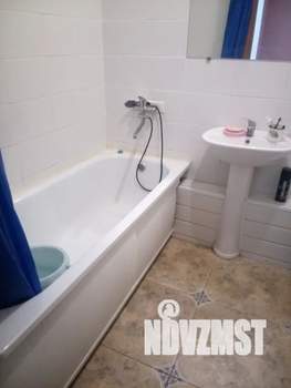 1-к квартира, посуточно, 41м2, 2/16 этаж