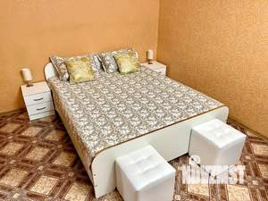 1-к квартира, посуточно, 38м2, 3/10 этаж